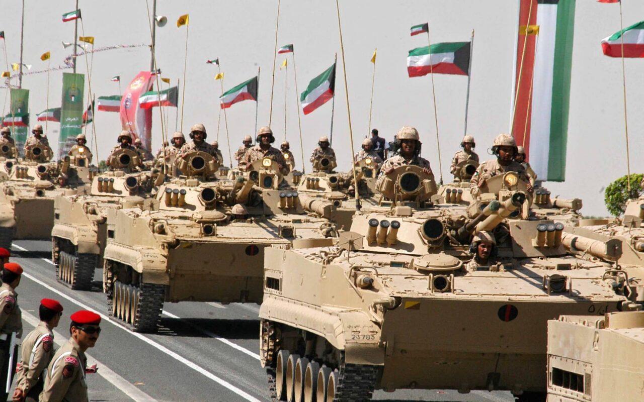 الجيش الكويتي يعلن التصدي لهجمات إيرانية جديدة بالطائرات المسيرة