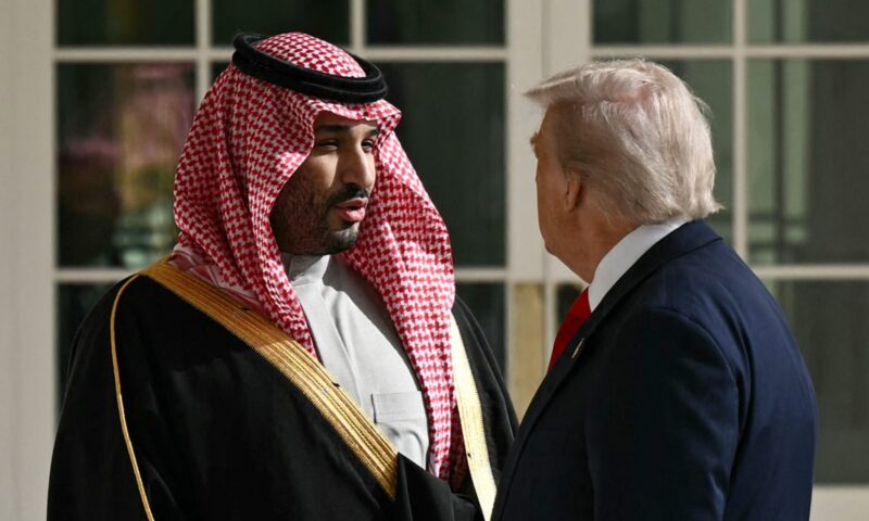 إدارة ترامب وافقت على اتفاق نووي مع السعودية وفقا لصحيفتين أمريكيتين