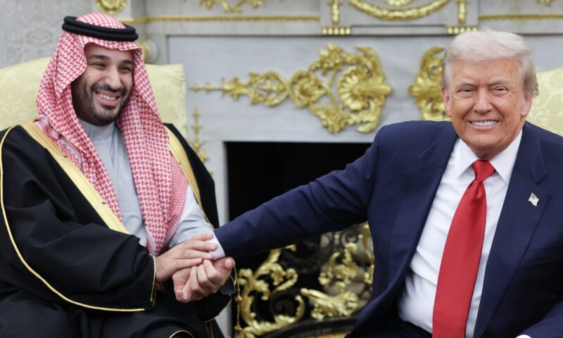 مسؤول أمريكي: ترامب صادق على اتفاق مع السعودية يسمح لها بإنتاج الوقود النووي