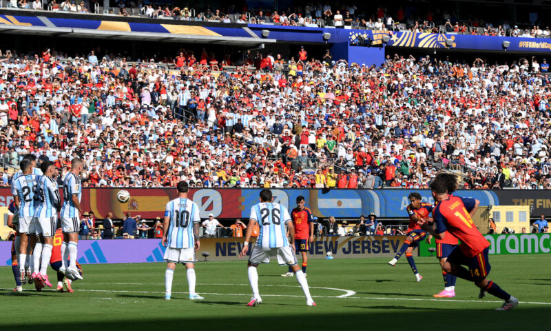 “فيفا” يعلن عن أبرز 11 لاعبًا في كأس العالم 2026.. تعرّف إليهم