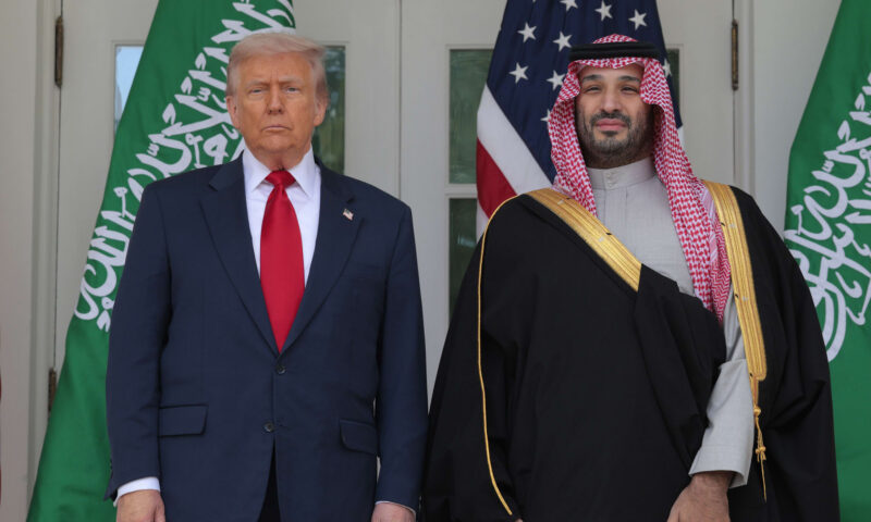 أمريكا توقع اتفاقاً مع السعودية “قد يسمح للمملكة بتخصيب الوقود النووي”.. مصادر تكشف لـCNN التفاصيل