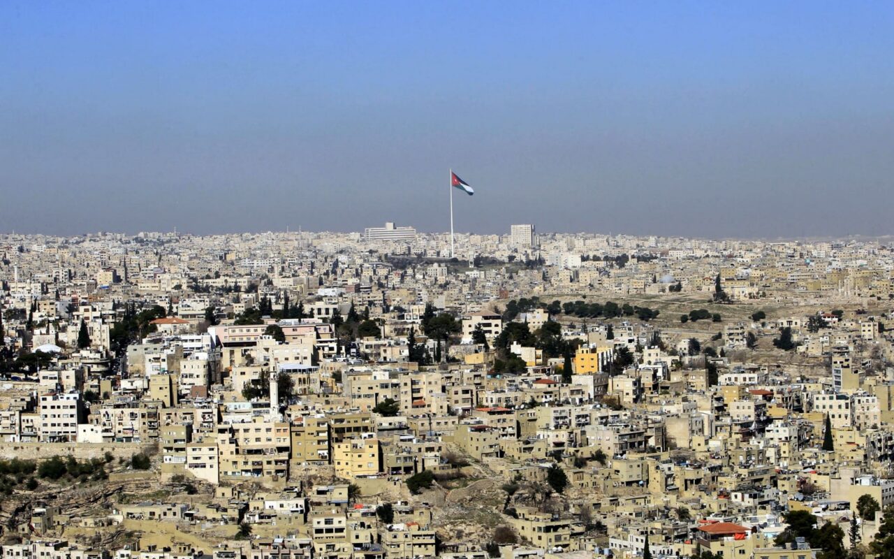 الجيش الأردني يعلن اعتراض هجمات صاروخية إيرانية والحرس الثوري يوجه رسالة للأردنيين