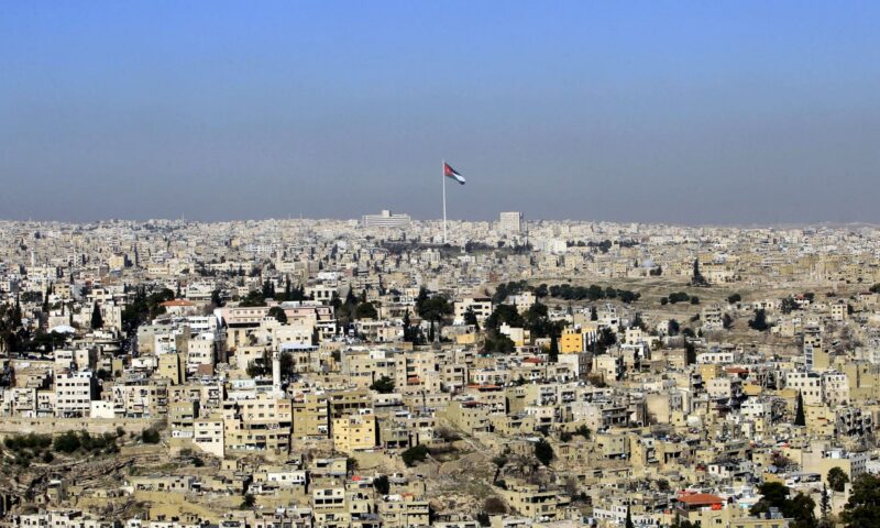 الجيش الأردني يعلن اعتراض هجمات صاروخية إيرانية والحرس الثوري يوجه رسالة للأردنيين