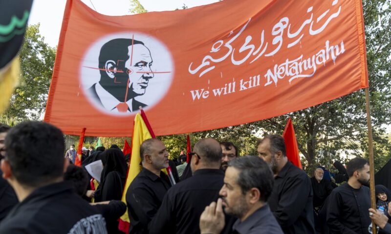 “الموساد” يكشف عن “مخطط إيراني لاستهداف مسؤولين كبار داخل إسرائيل”