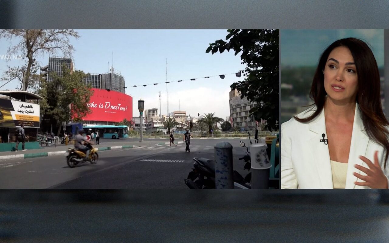 ناشطة إيرانية لـCNN: الجمهورية الإسلامية تدرك أن شعبها هو نقطة ضعفها القاتلة