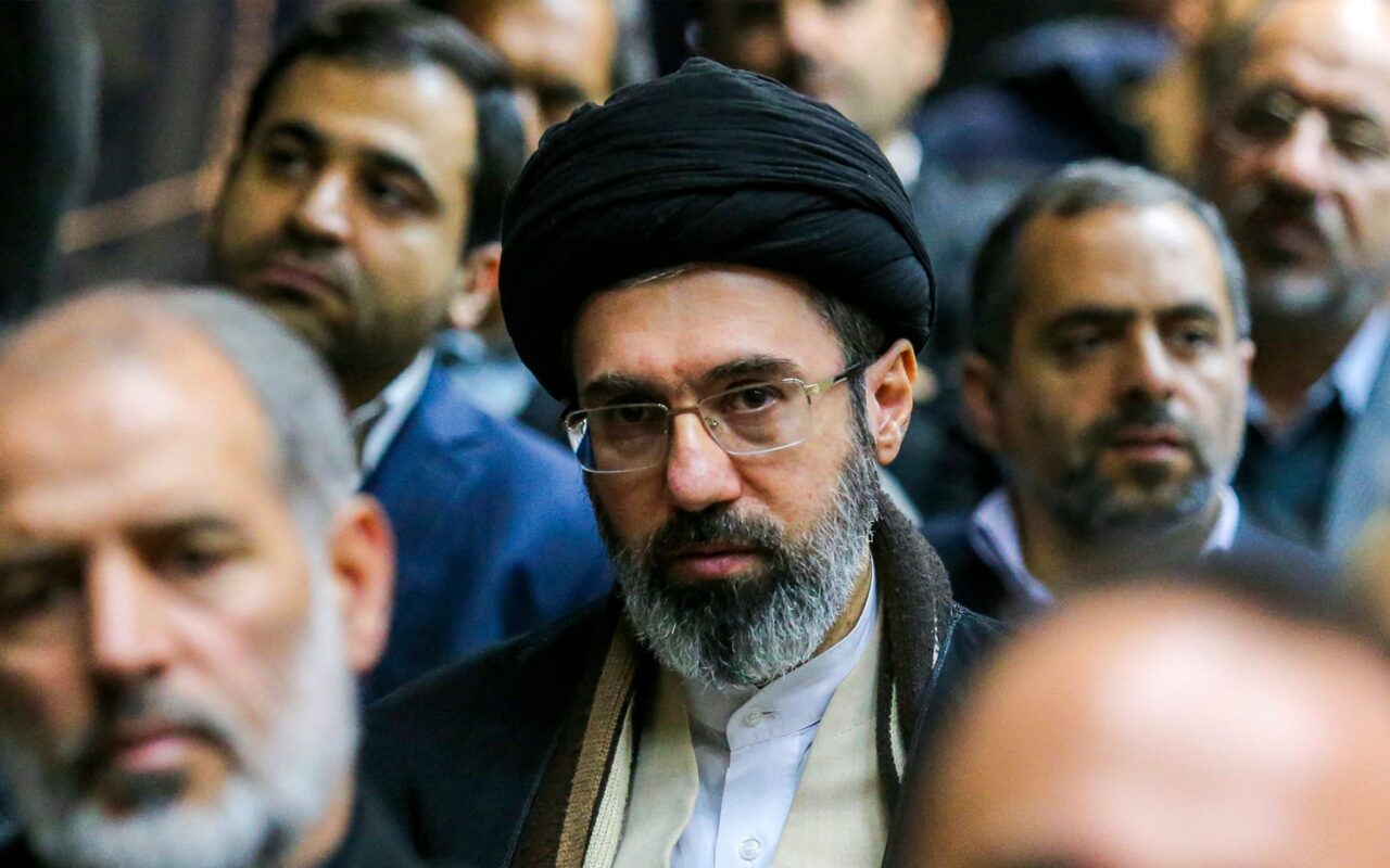 رسالة من مجتبى خامنئي إلى حزب الله.. ماذا قال عن أمريكا وإسرائيل؟