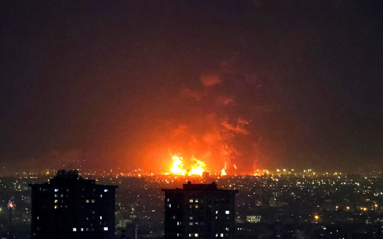 فيديو مزعوم عن “احتراق قواعد أمريكية في السعودية”.. ما قصته؟