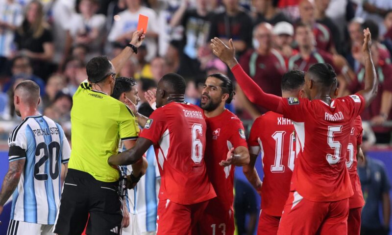 لصالح الأرجنتين.. اعتراف من “فيفا” بخطأ تحكيمي في ربع نهائي المونديال