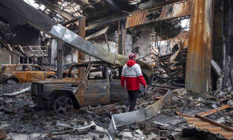 مدير IFRC الإقليمي يكشف لـCNN ما رصده في إيران.. ويحذر من “السيناريو الأسوأ”