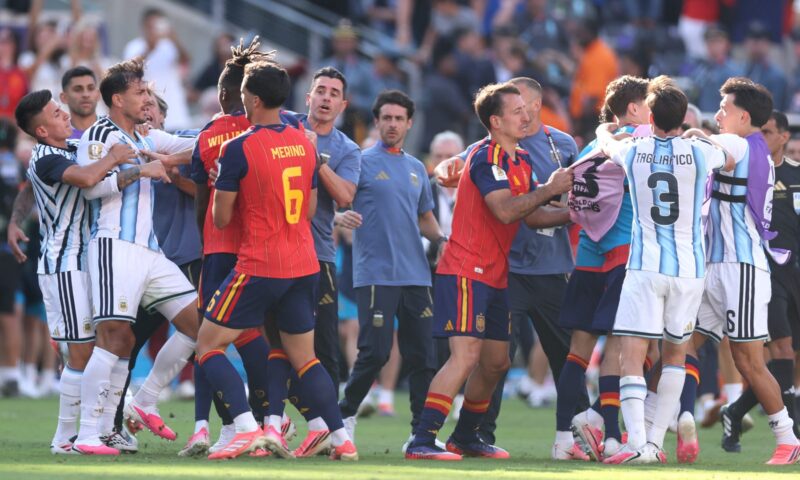 “فيفا” يفتح إجراءات تأديبية ضد الاتحاد الأرجنتيني بعد “انتهاكات محتملة” في المونديال