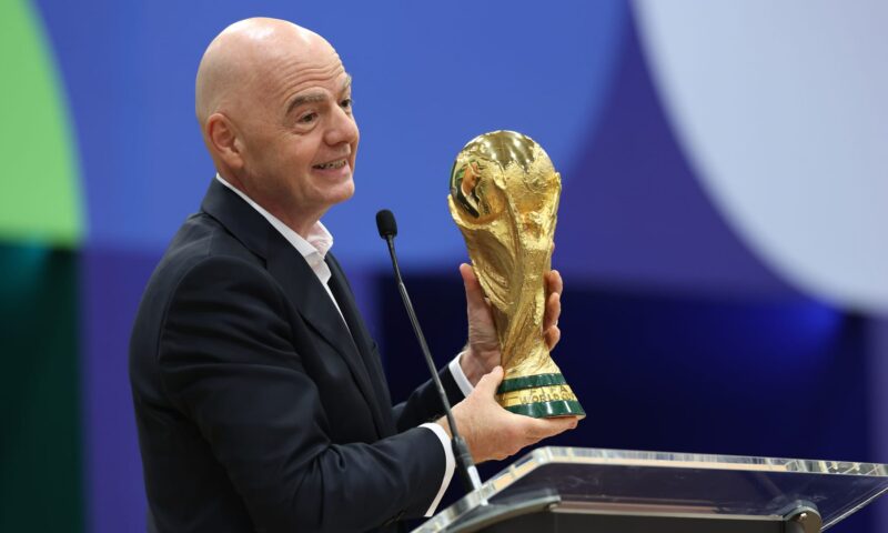 “كأس العالم ليست للبيع”.. “يويفا” يصوت بالإجماع لمقاطعة بطولات الفيفا بسبب خطة إنفانتينو