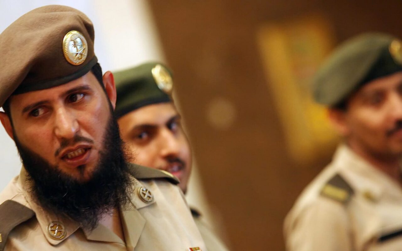 داخلية السعودية تكشف ما فعله مواطن بأطفال بمنطقة نائية قبل إعلان إعدامه