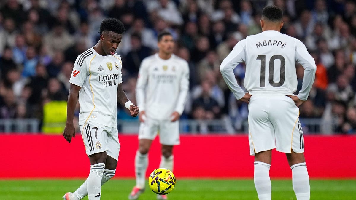 صدمة في ريال مدريد.. فينيسيوس يدفع راتبه من “جيبه الخاص”