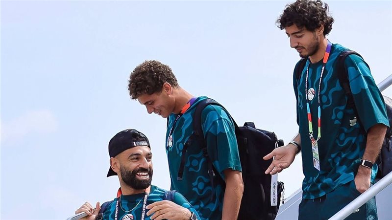 وصول بعثة منتخب مصر إلى أتلانتا استعدادًا لمواجهة الأرجنتين (صور)