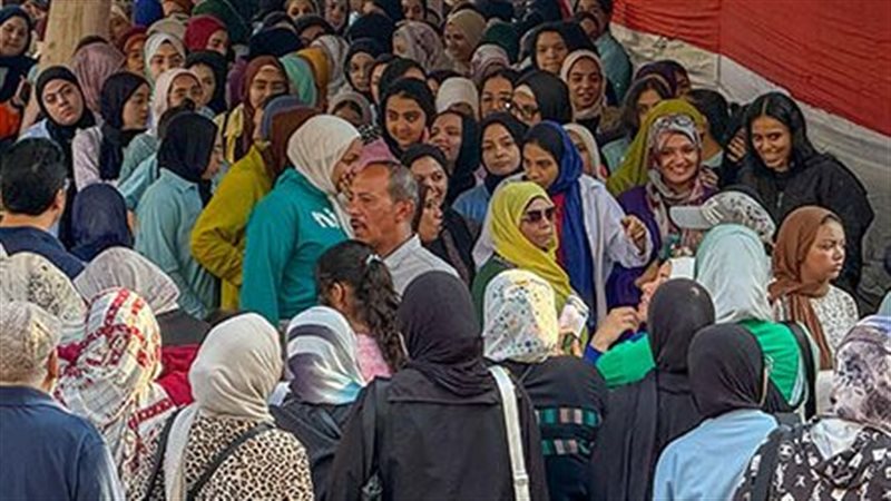 حظر التحويل للمدارس الدولية يفتح باب التساؤلات، وخبير تربوي يكشف السيناريو الأفضل للتطبيق
