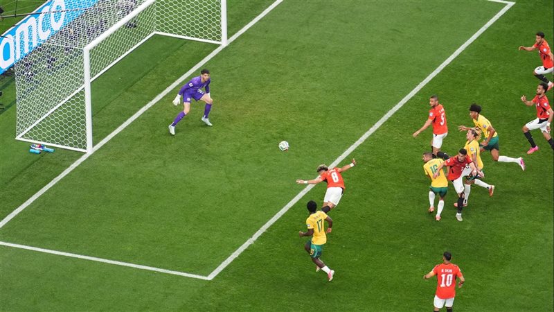 13 صورة تجسد هدف إمام عاشور في مرمى أستراليا بكأس العالم