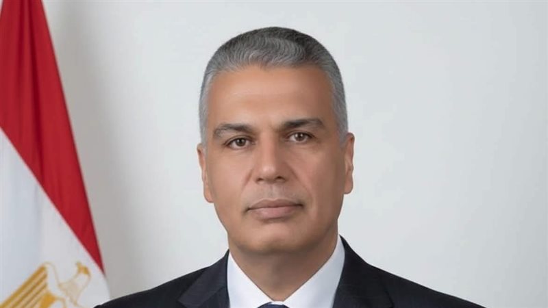 محافظ جنوب سيناء يوجه بعقد مؤتمر جماهيري أسبوعي للاستماع إلى مطالب المواطنين