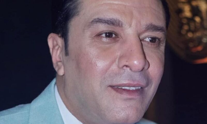 الشاعر فوزي إبراهيم يوجه رسالة للفنان مصطفى كامل