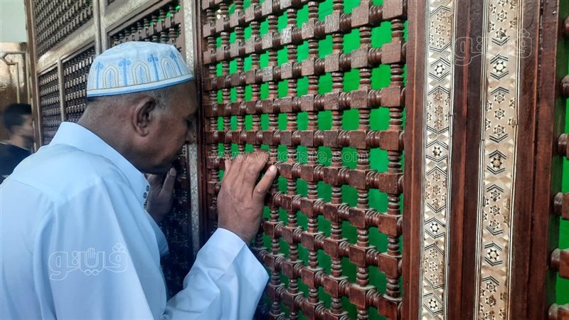 زوار من مختلف الأماكن، توافد كبير على مقام أبو النور بالإسماعيلية (فيديو)