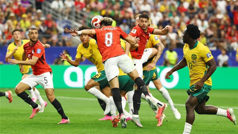 مصر وأستراليا يتعادلان 1/1 ويتجهان لشوطين إضافيين في كأس العالم