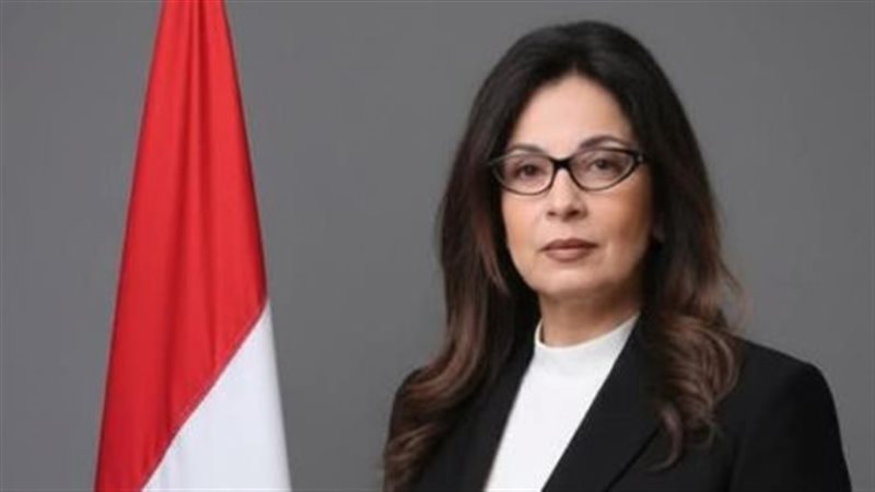مستمرة في أداء مهامها، مصادر تنفي اعتزام وزيرة الثقافة تقديم استقالتها