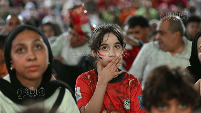 مصر ضد أستراليا، قلق وتوتر على وجوه الجماهير في مركز شباب الجزيرة (صور)