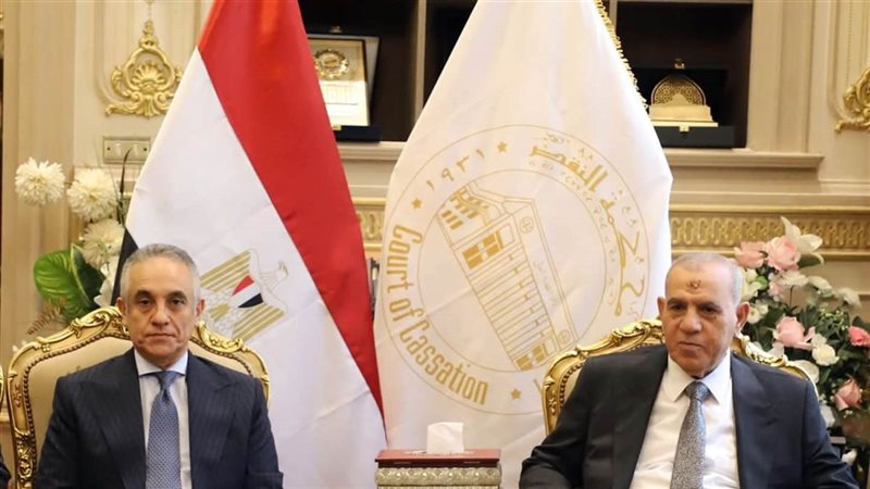 وزير العدل يهنئ رئيس محكمة النقض بتوليه رئاسة” القضاء الأعلى ” ويبحثان تطوير منظومة العدالة