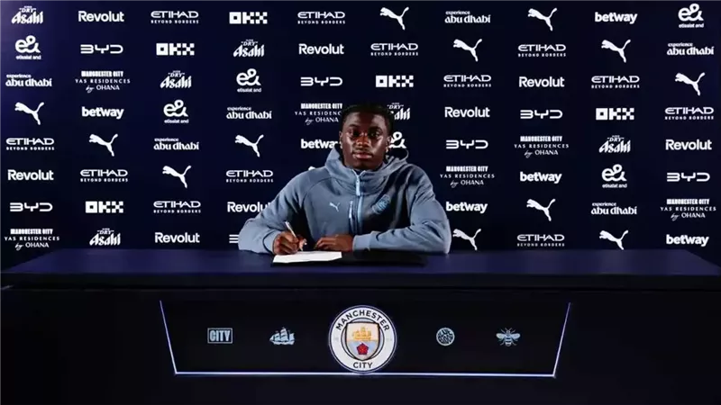 مانشستر سيتي يعلن التعاقد مع جيريمي مونجا
