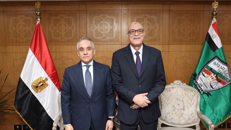 وزير العدل يزور “قضايا الدولة” لتهنئة المستشار عبد الناصر أبو العزم بتوليه رئاسة الهيئة