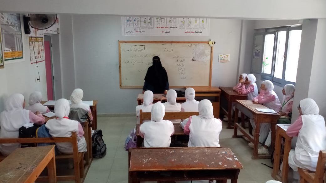 فتح باب التقديم للمدارس الثانوية الفنية للتمريض.. الشروط والأماكن