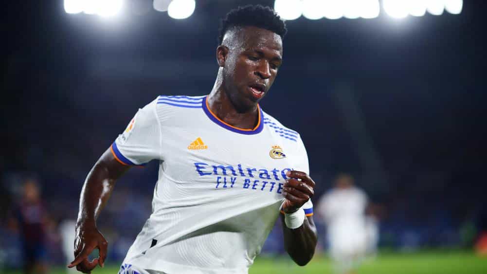 ريال مدريد يحدد 160 مليون يورو لرحيل فينيسيوس.. وأرسنال يجهز عقدا تاريخيا