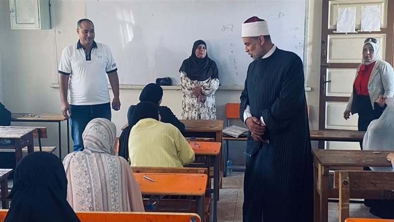 ارتياح بين طلاب الشهادة الثانوية الأزهرية بالدقهلية عقب انتهاء امتحان مادة التوحيد