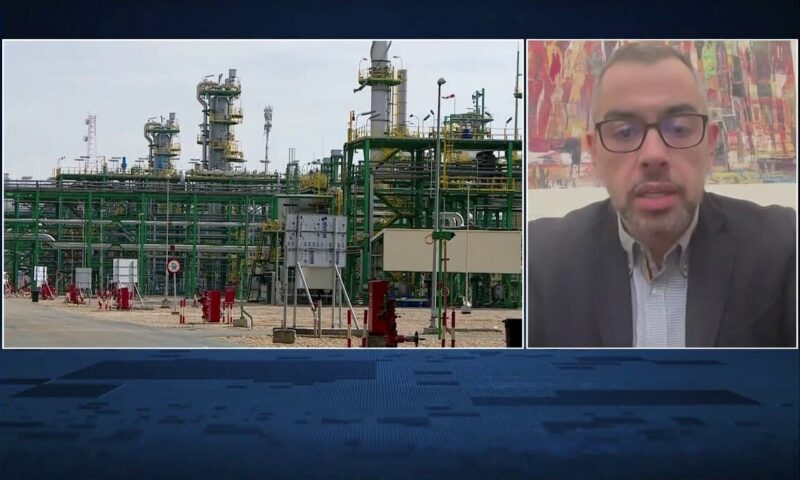 هل يتحول استيراد الغاز إلى خيار دائم في مصر؟.. مؤشرات الإنتاج تثير التساؤلات