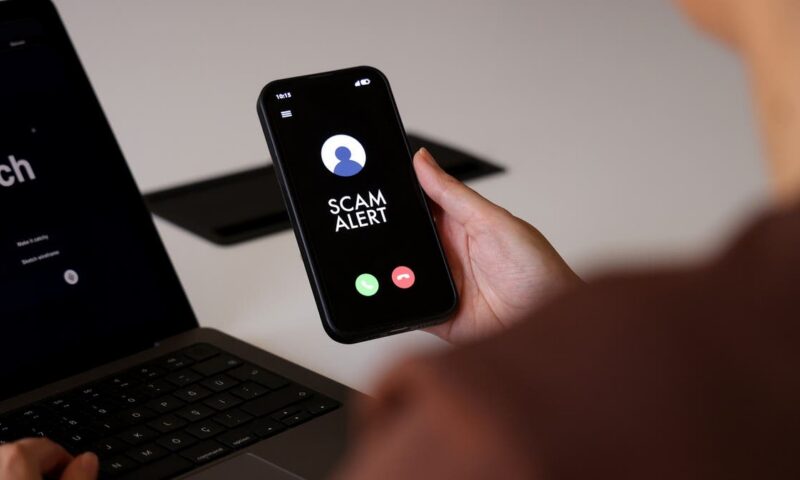 احذر هذا المحتوى على الإنترنت.. “فخ لسرقة أموالك وبياناتك بالكامل”