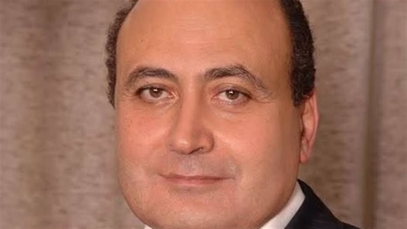 أسامة سرايا يفتح صندوق ذكرياته على “نايل لايف” الأربعاء المقبل