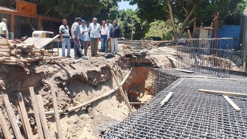 محافظ أسيوط يتابع ميدانيا معدلات تنفيذ كوبري النواورة الجديد بالبداري