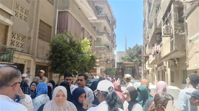 طلاب الثانوية العامة بالشرقية: “الفيزياء عوضتنا عن الكيمياء والتاريخ سهل” (فيديو وصور)
