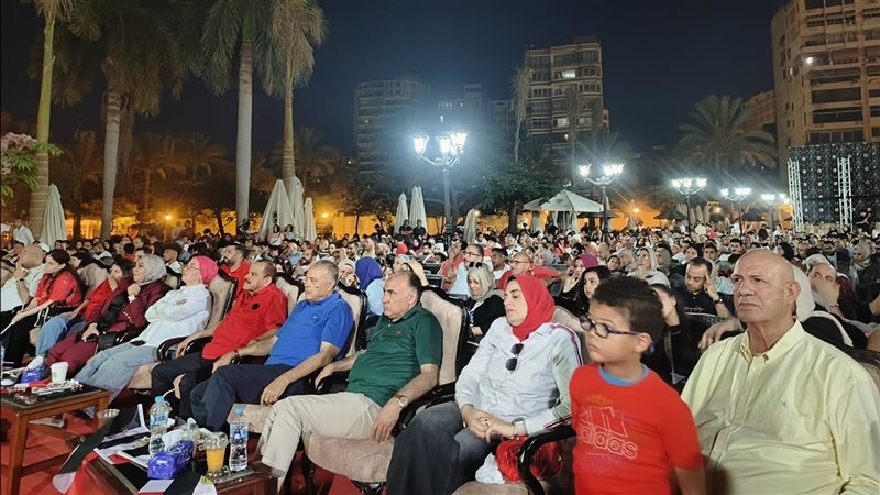 غضب الجماهير بتعادل مصر مع الأرجنتين في نادي جزيرة الورد بالمنصورة (صور)