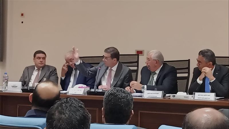 وزير الزراعة أمام النواب: 300 ألف طن رصيد الأسمدة بالجمعيات وتوريد يومي