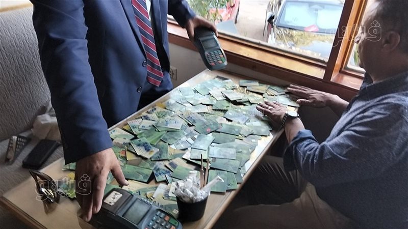 ضبط صاحب مخبز بحوزته 250 بطاقة تموينية للاستيلاء على أموال الدعم بالإسماعيلية