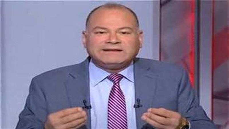 نشأت الديهي يوجه رسالة للإعلام: “ابحثوا وحققوا في قضية الدكتورة نوال الدجوي”