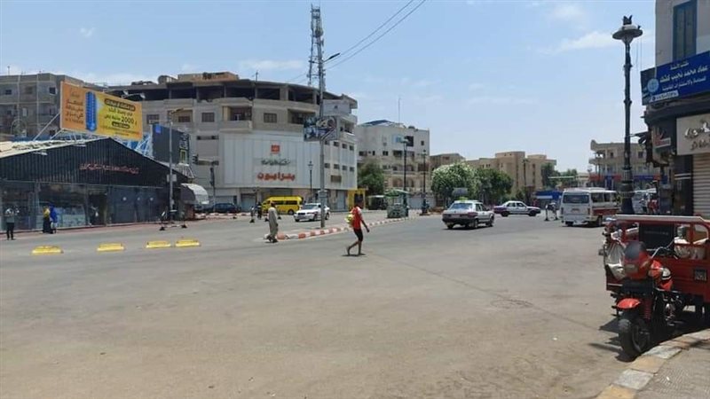 درجات الحرارة تجاوزت الـ 40، شوارع قنا تخلو من المارة هربا بسبب الحر