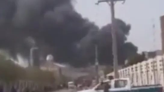 ضربات أمريكية تهز جنوب إيران.. هجوم صاروخي يستهدف قشم وبندر عباس