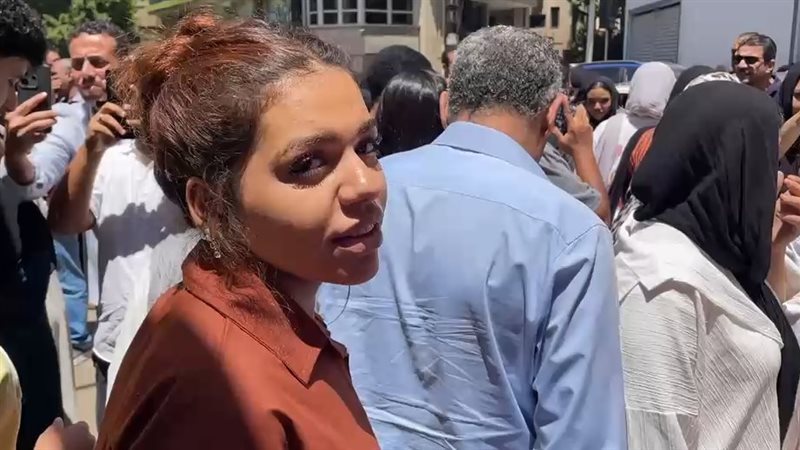 طالبة ثانوية عامة عن امتحان التاريخ: “سؤالين بس كانوا صعبين” (فيديو)