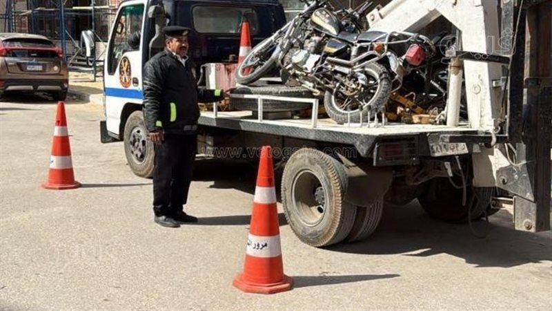 استمرار الحملات المرورية على سيارات النقل ومركبات التوك التوك في أسوان