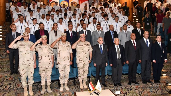 إدارة التجنيد والتعبئة تسلم شهادات الإعفاء من التجنيد لمرضى مستشفى سرطان 57357