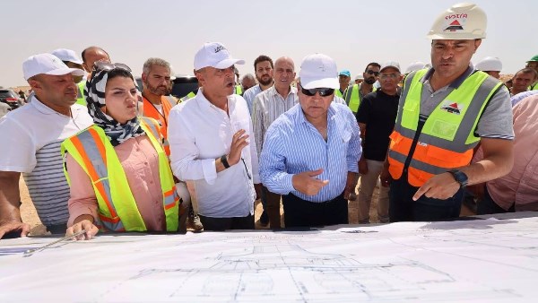 من مطروح حتى النوبارية.. وزير النقل يتفقد مواقع العمل بالخط الأول من شبكة القطار الكهربائي