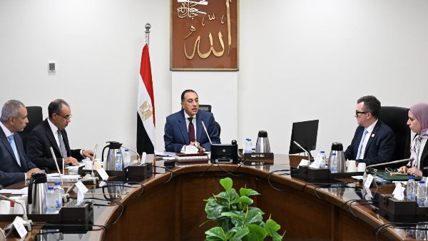 لتعظيم الاستفادة من المنح والقروض.. مدبولي يتابع جهود حوكمة التمويلات التنموية للمشروعات
