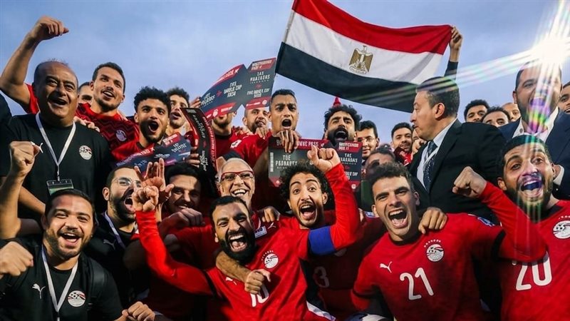 محافظ الدقهلية يهنئ المنتخب الوطني بالتأهل التاريخي لدور الـ16 بكأس العالم