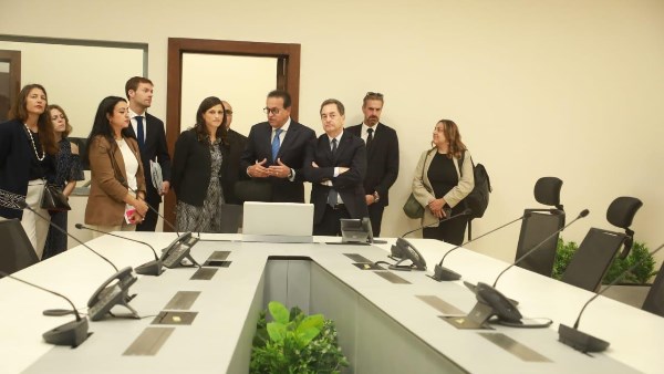 عبد الغفار يبحث مع الوزيرة المنتدبة للشئون الفرنكفونية تعزيز الشراكة الصحية بين مصر وفرنسا